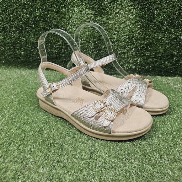 Sas Duo Quarter Strap Silver Comfort Adjustable Sandals Womens Size US 6.5 - Picture 1 of 11